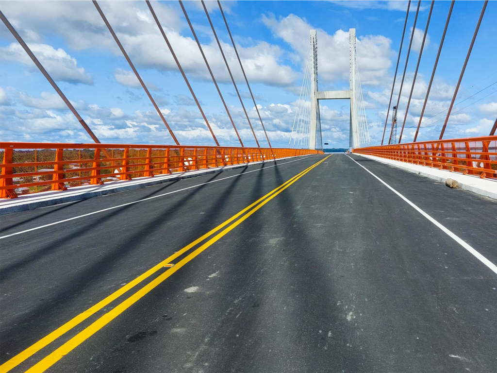 Road Steel finaliza el suministro de un pretil de puente en Perú